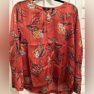 NWT G by Giuliana silky Sheer Button Down